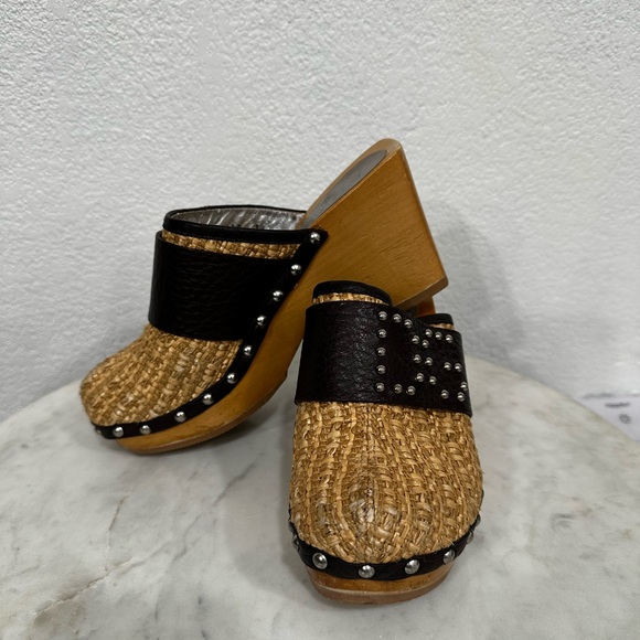 Dolce & Gabbana, VINTAGE , Rafia w/ Leather, Logo & Wood Platform Clogs, Sz  36 - Picture 2 of 13
